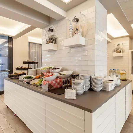 Nautilus Family 4* Pesaro