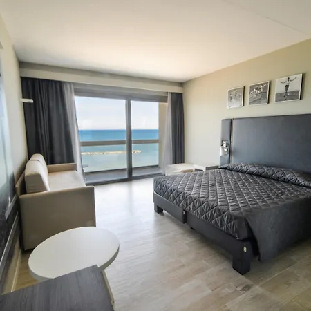 Hotell Nautilus Family Pesaro