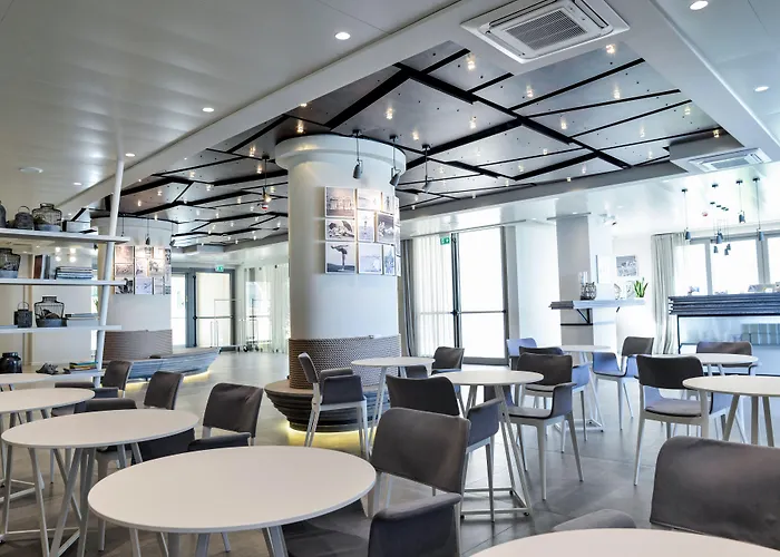 Nautilus Family Hotel