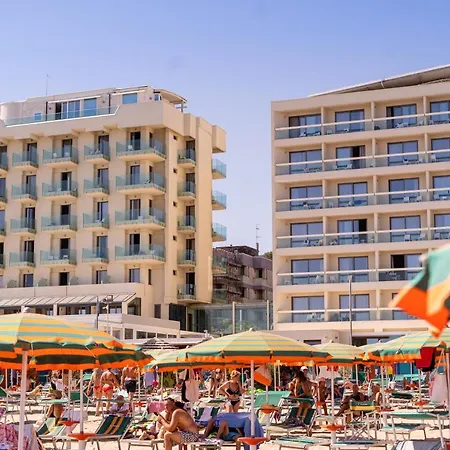 Nautilus Family Hotel Pesaro