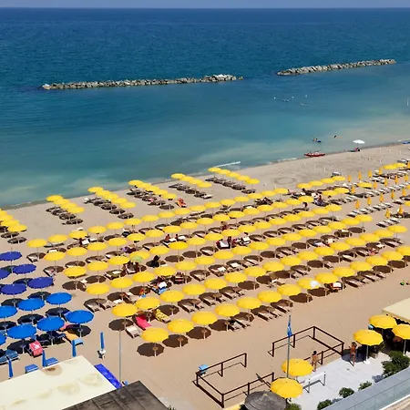 Nautilus Family Hotel