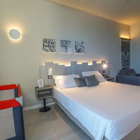 Nautilus Family Hotel 4*