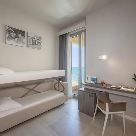 Nautilus Family 4* Pesaro