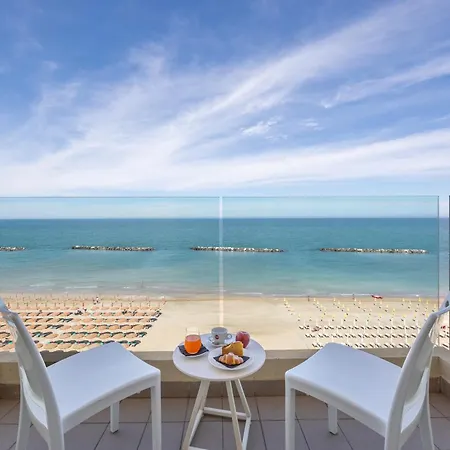 Nautilus Family Otel Pesaro