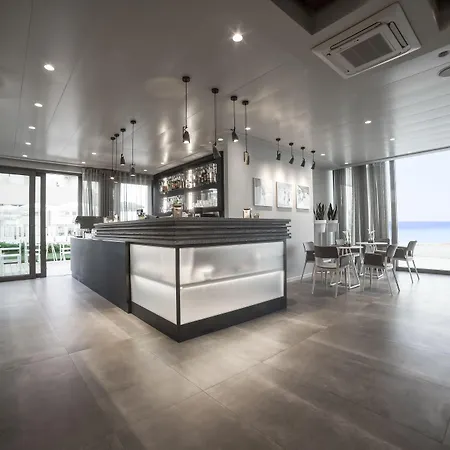 Nautilus Family 4* 페자로