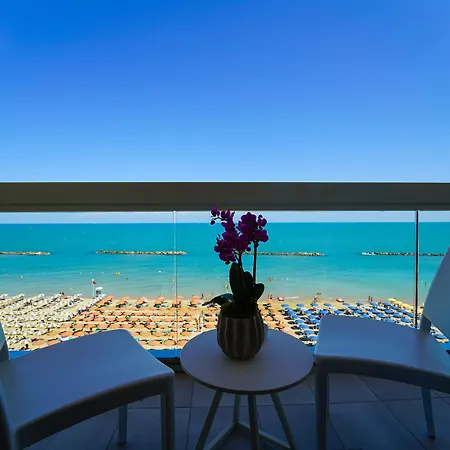 호텔 Nautilus Family