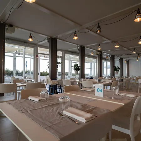 Hotel Nautilus Family