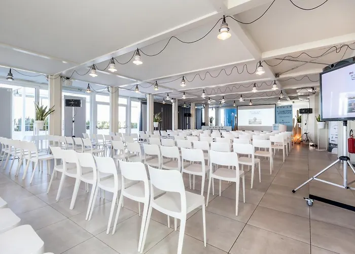 Nautilus Family Готель 4*